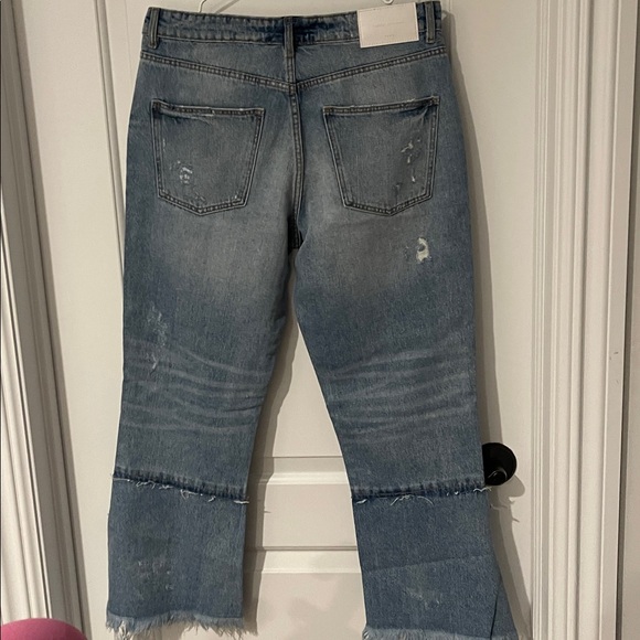 Zara Light Blue Distressed Cropped Jeans - Picture 2 of 5